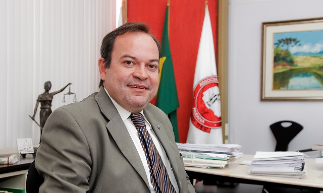 “Chega de autofagia, Roberto Bacellar Presidente”, declara o presidente da Amapar, Fernando Ganem.